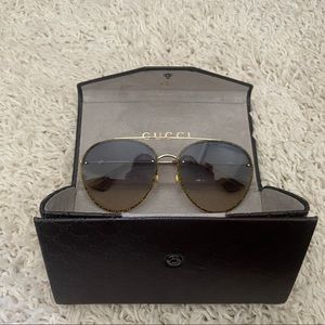 Gucci gold frame sunglasses
